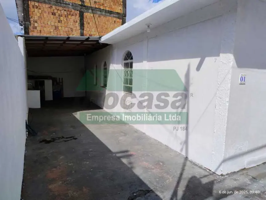 Foto 2 de Casa com 2 quartos à venda, 112m2 em Manaus - AM