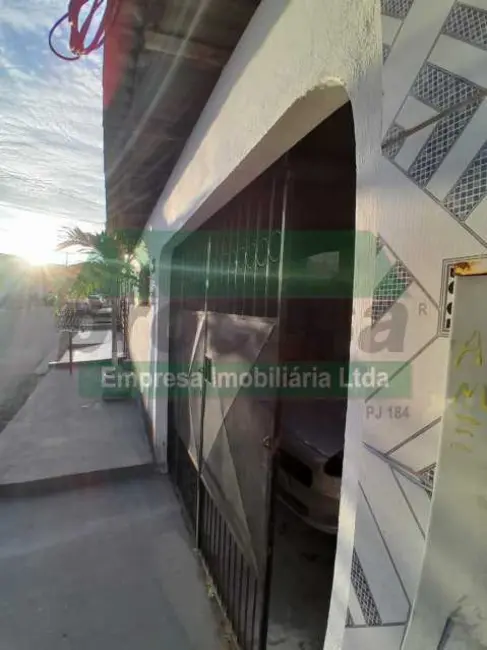 Foto 2 de Casa com 2 quartos à venda, 200m2 em Manaus - AM