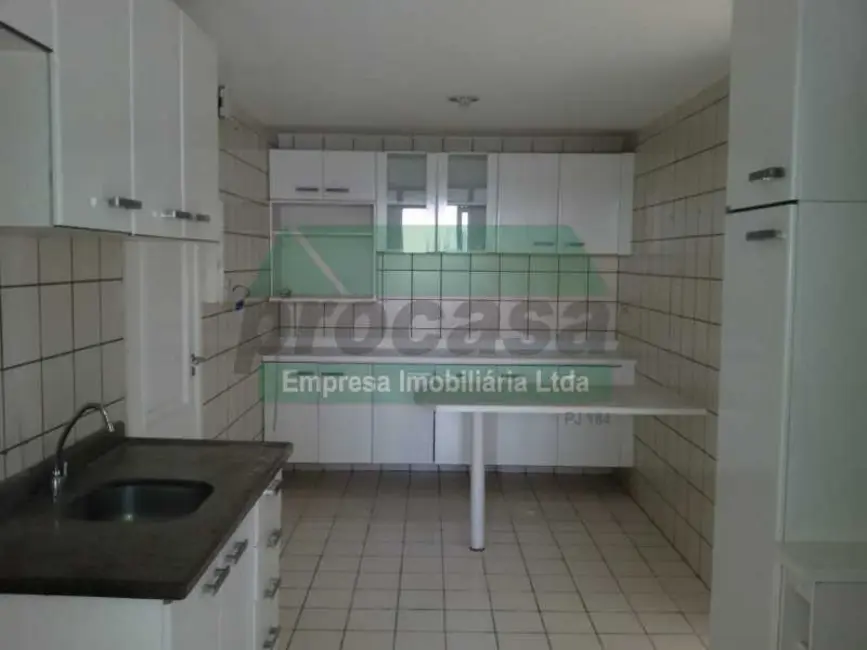 Apartamento com 4 quartos à venda e para alugar, 160m2 em Manaus - AM - imagem 8 Foto 8 de Apartamento com 4 quartos à venda e para alugar, 160m2 em Manaus - AM
