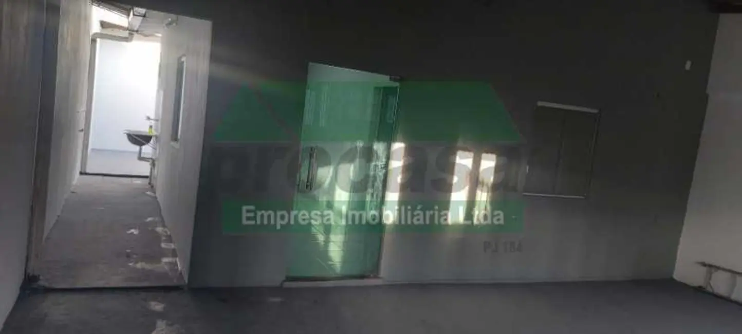 Foto 2 de Casa com 2 quartos à venda, 150m2 em Manaus - AM