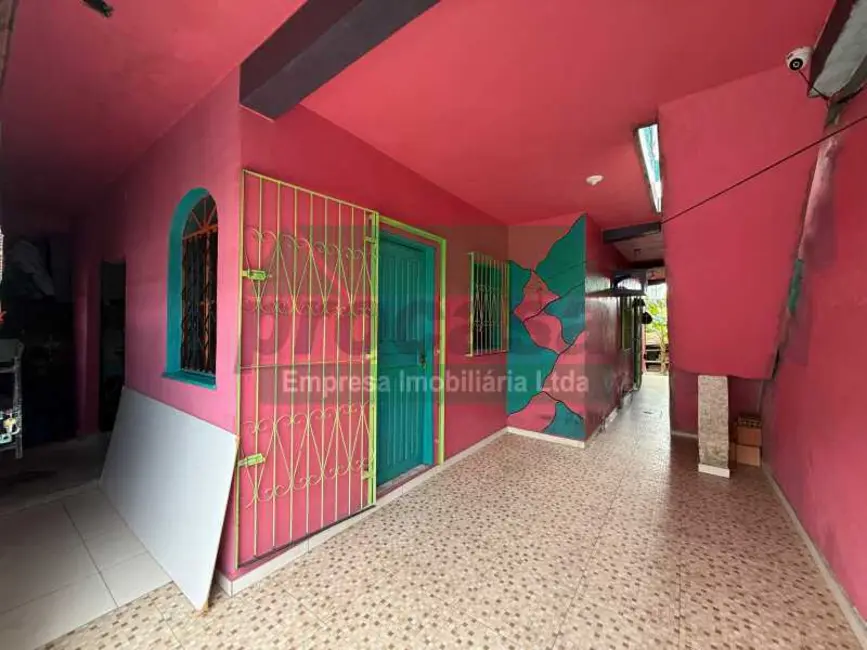Foto 2 de Casa com 5 quartos à venda, 270m2 em Manaus - AM