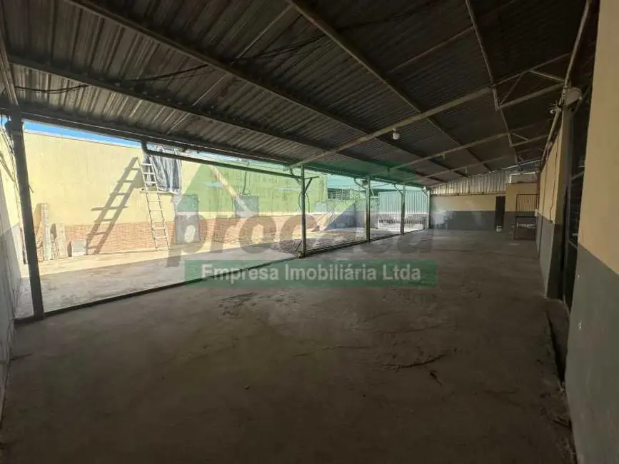 Armazém / Galpão para alugar, 400m2 em Manaus - AM - imagem 6 Foto 6 de Armazém / Galpão para alugar, 400m2 em Manaus - AM