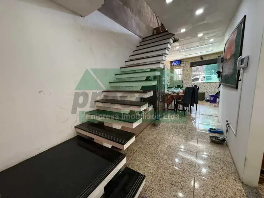 Casa com 4 quartos à venda, 576m2 em Manaus - AM - imagem 6 Foto 6 de Casa com 4 quartos à venda, 576m2 em Manaus - AM