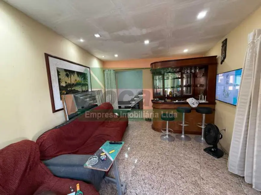 Casa com 4 quartos à venda, 576m2 em Manaus - AM - imagem 4 Foto 4 de Casa com 4 quartos à venda, 576m2 em Manaus - AM