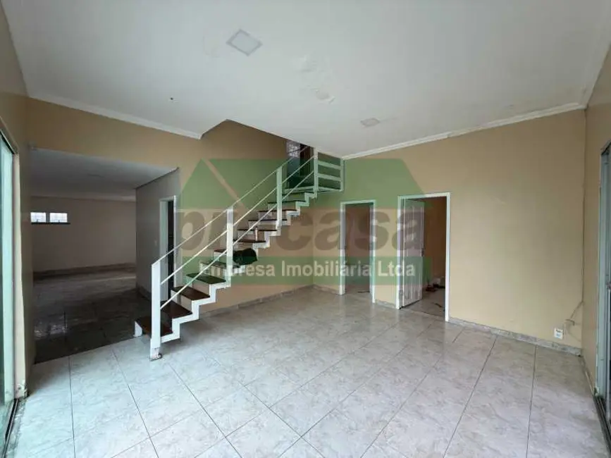 Foto 7 de Casa com 5 quartos à venda, 189m2 em Manaus - AM