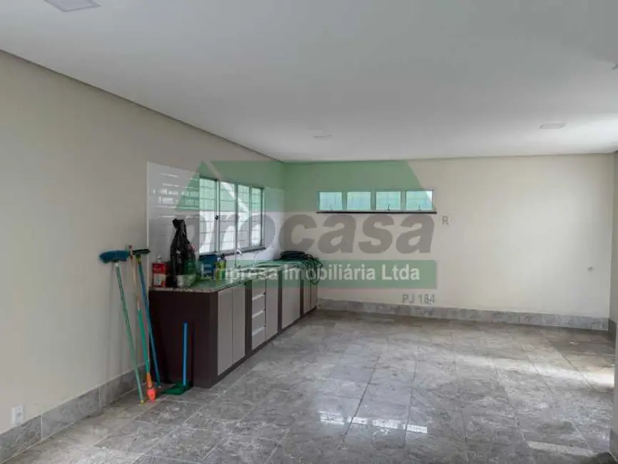 Foto 9 de Casa com 5 quartos à venda, 189m2 em Manaus - AM