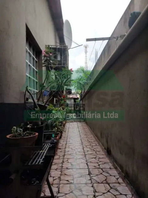 Foto 3 de Casa com 3 quartos à venda, 160m2 em Manaus - AM