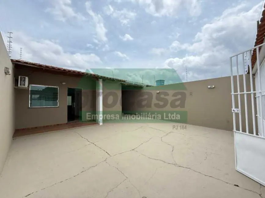 Foto 4 de Casa com 2 quartos à venda, 50m2 em Manaus - AM