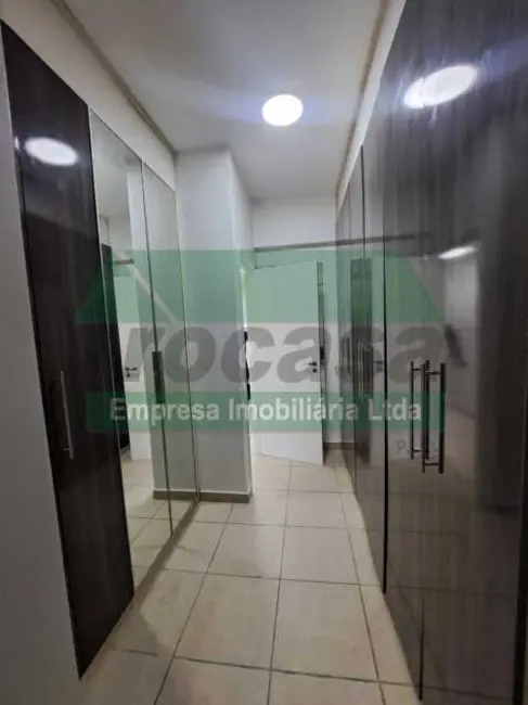 Apartamento com 4 quartos à venda, 200m2 em Manaus - AM - imagem 7 Foto 7 de Apartamento com 4 quartos à venda, 200m2 em Manaus - AM