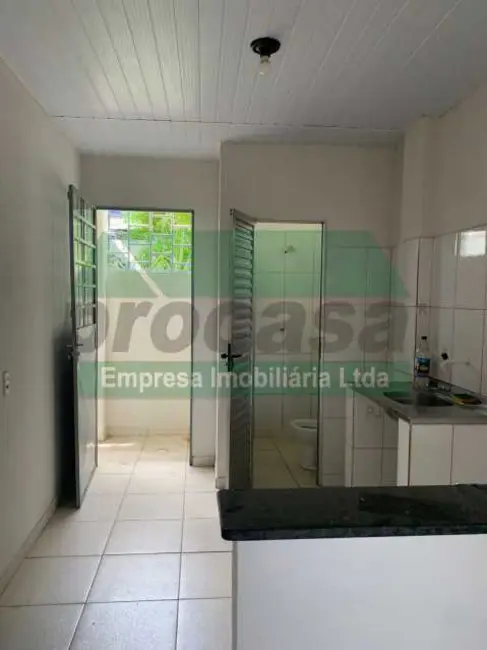 Foto 3 de Apartamento com 2 quartos para alugar, 30m2 em Manaus - AM