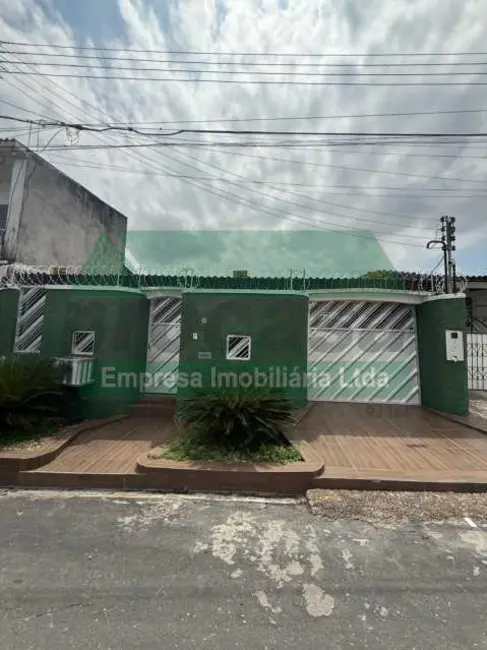 Foto 1 de Casa com 3 quartos para alugar, 250m2 em Manaus - AM