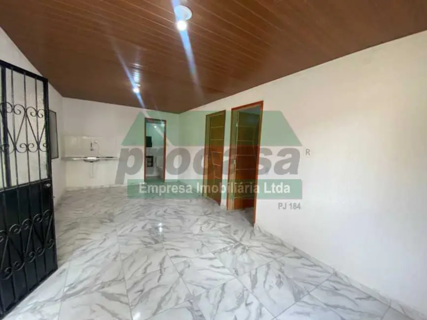Foto 1 de Casa com 2 quartos à venda, 200m2 em Manaus - AM