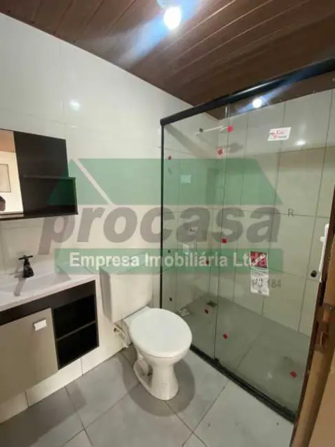 Foto 3 de Casa com 2 quartos à venda, 200m2 em Manaus - AM
