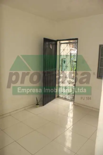 Casa com 2 quartos para alugar, 91m2 em Manaus - AM - imagem 2 Foto 2 de Casa com 2 quartos para alugar, 91m2 em Manaus - AM