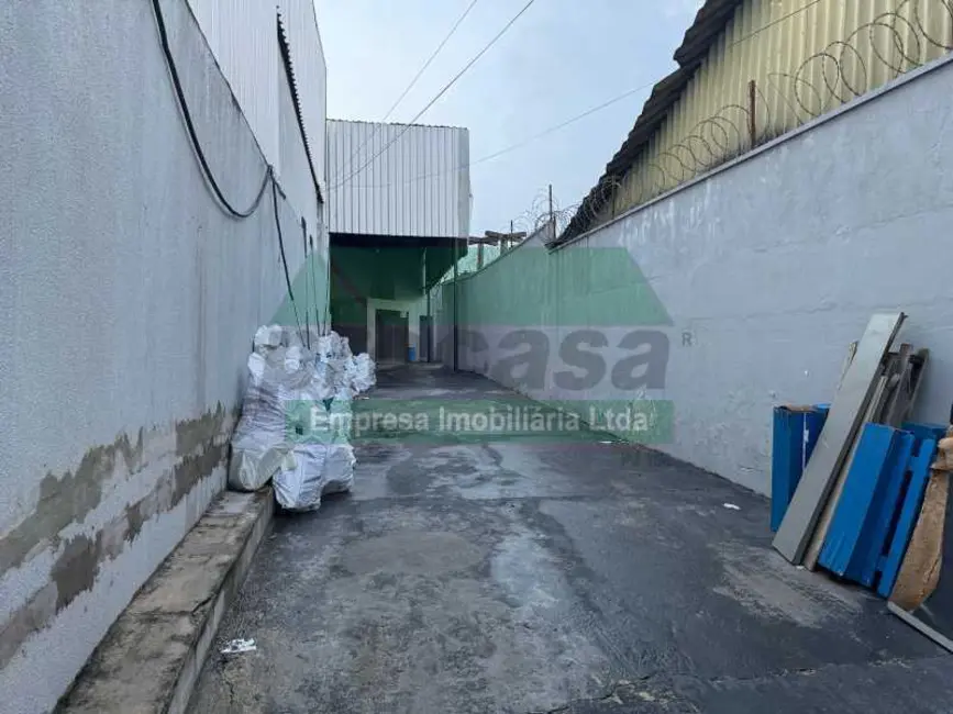Armazém / Galpão para alugar, 300m2 em Manaus - AM - imagem 2 Foto 2 de Armazém / Galpão para alugar, 300m2 em Manaus - AM