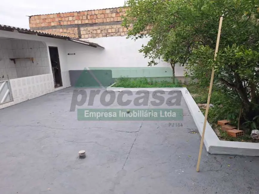Foto 2 de Casa com 3 quartos à venda, 250m2 em Manaus - AM