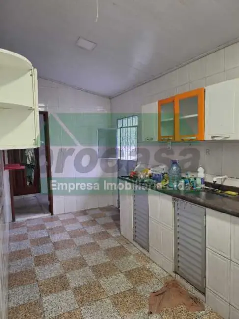 Foto 3 de Casa com 3 quartos à venda, 250m2 em Manaus - AM