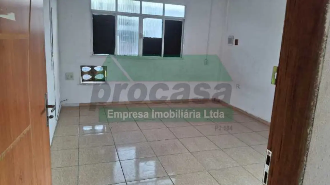 Foto 8 de Casa com 9 quartos à venda, 200m2 em Manaus - AM