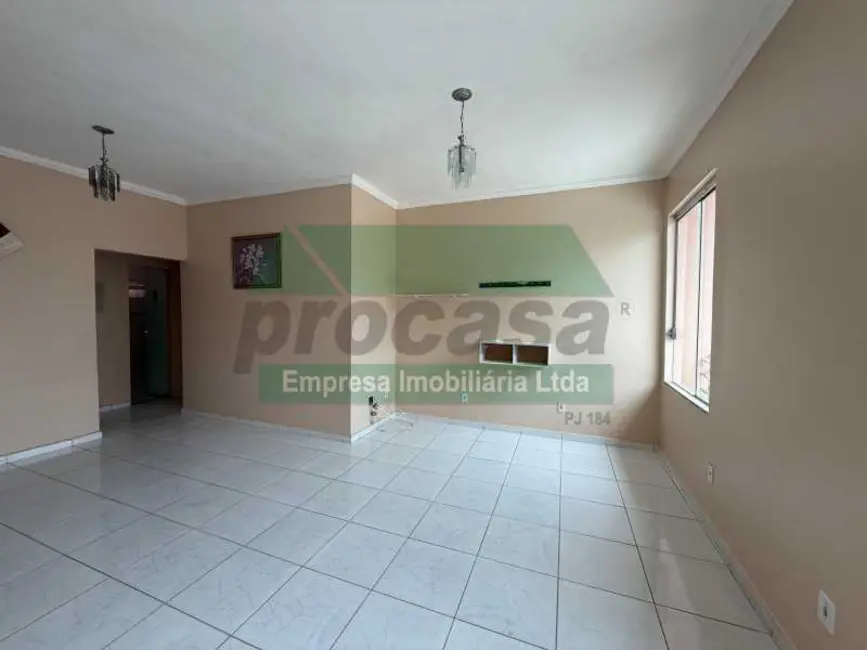 Casa de Condomínio com 3 quartos à venda, 133m2 em Manaus - AM - imagem 9 Foto 9 de Casa de Condomínio com 3 quartos à venda, 133m2 em Manaus - AM