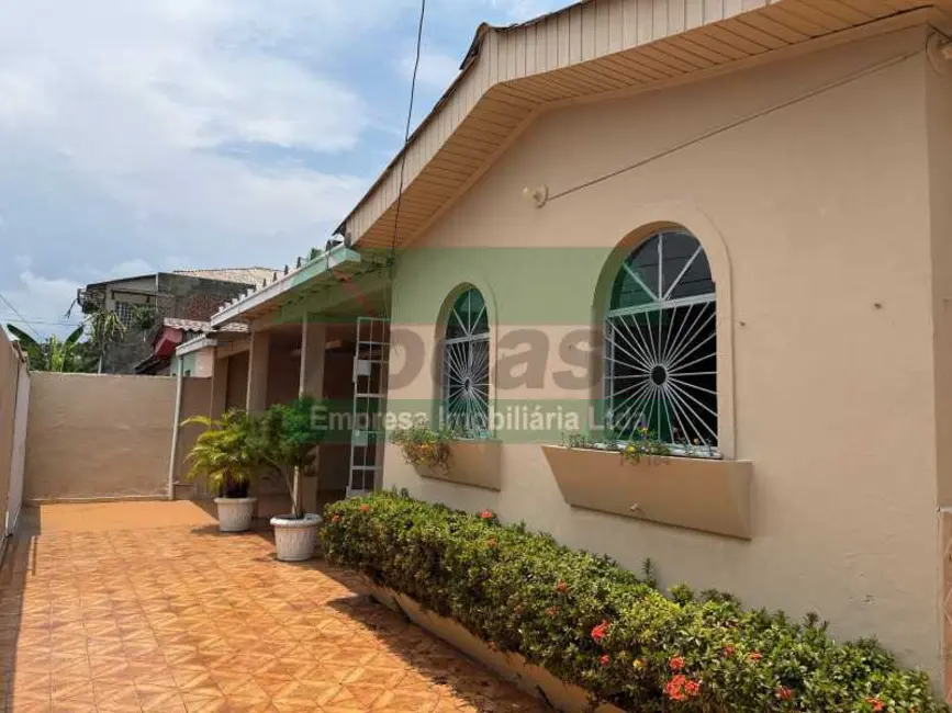 Foto 5 de Casa com 4 quartos à venda, 238m2 em Manaus - AM