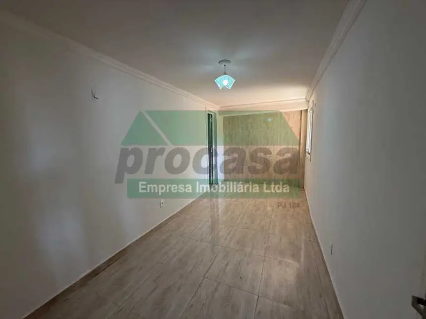 Foto 9 de Casa com 4 quartos à venda, 238m2 em Manaus - AM
