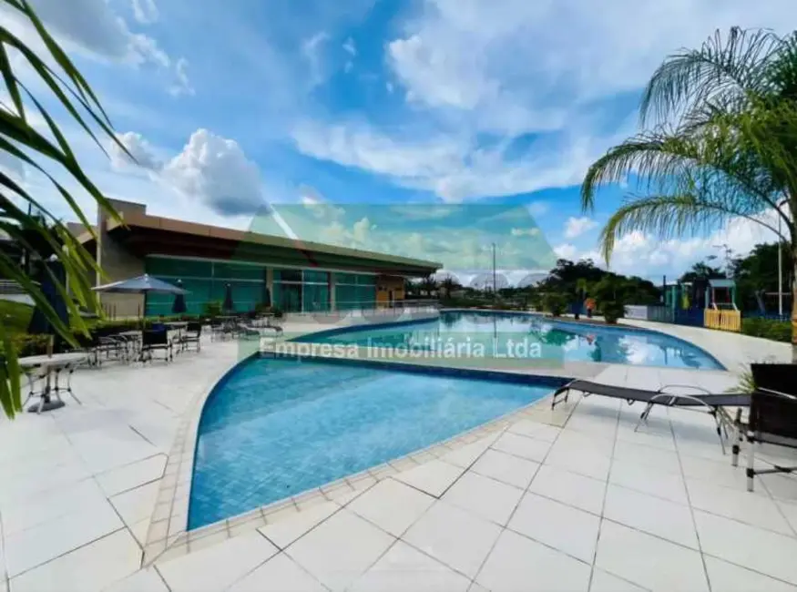 Foto 1 de Terreno / Lote à venda em Manaus - AM