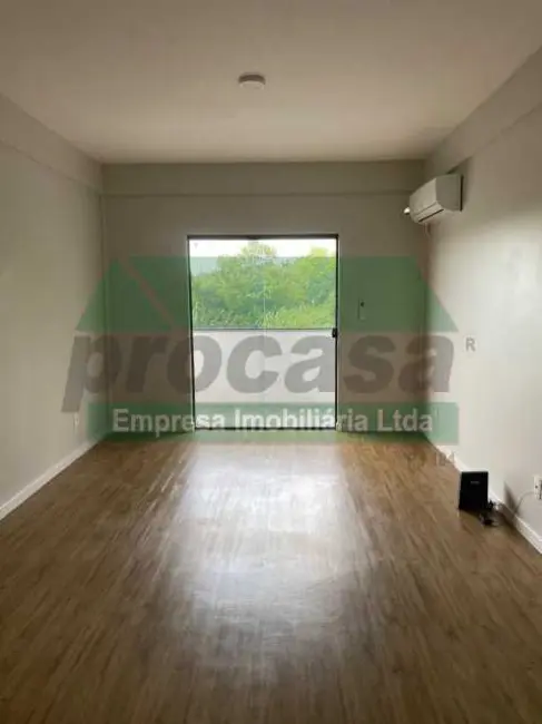 Foto 6 de Apartamento com 2 quartos para alugar, 70m2 em Manaus - AM