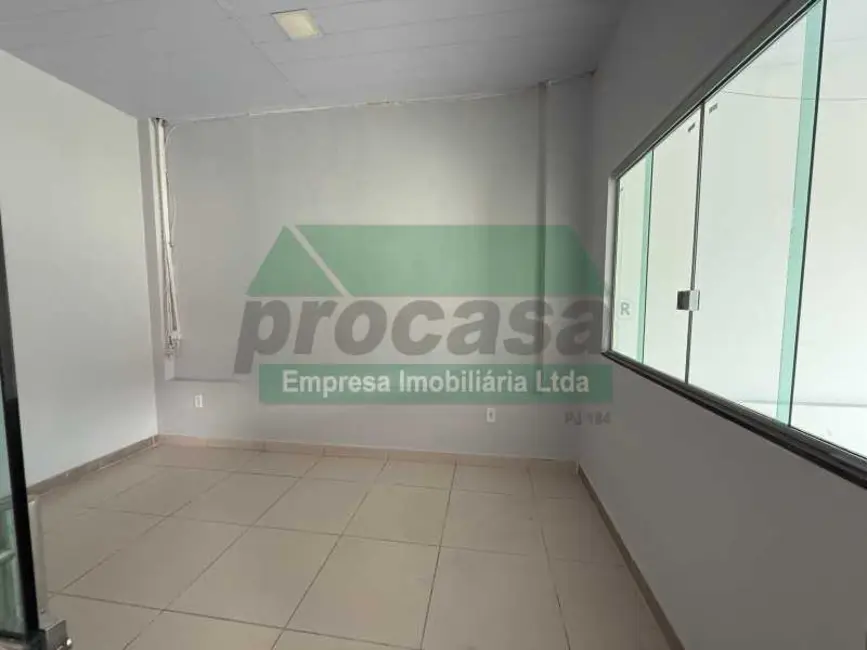Foto 6 de Casa Comercial com 6 quartos à venda e para alugar, 203m2 em Manaus - AM
