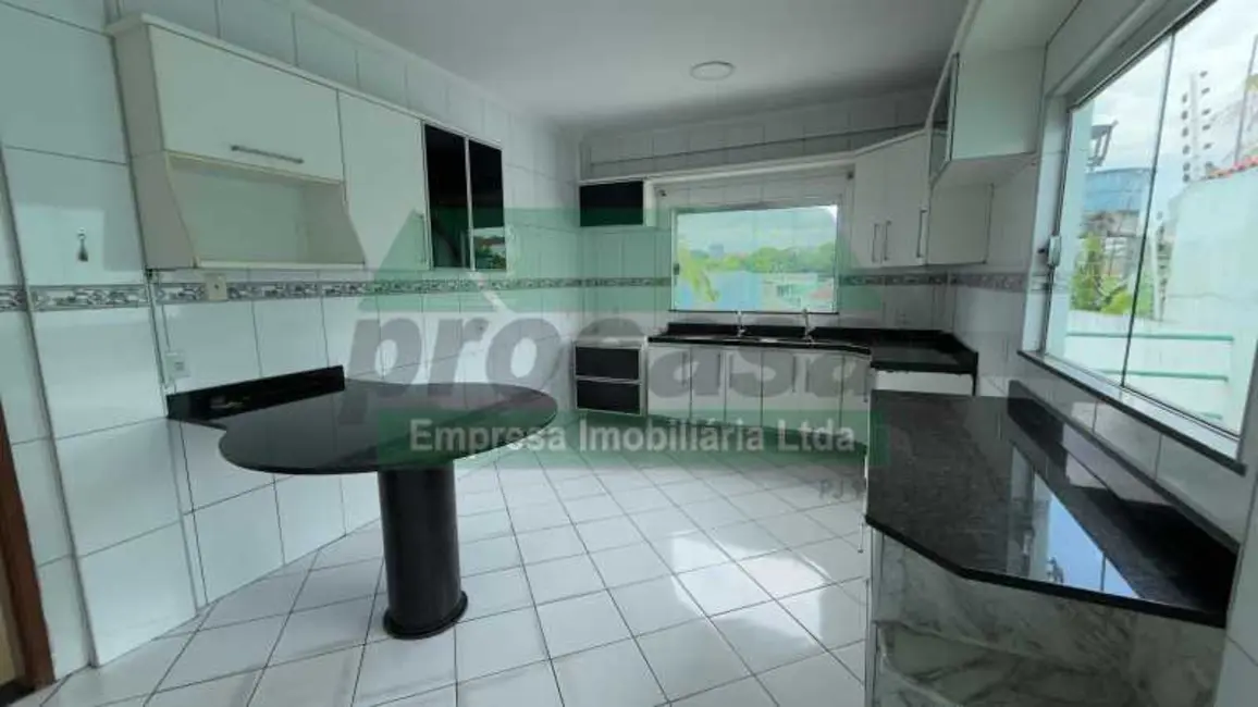 Casa com 4 quartos à venda e para alugar, 250m2 em Manaus - AM - imagem 7 Foto 7 de Casa com 4 quartos à venda e para alugar, 250m2 em Manaus - AM