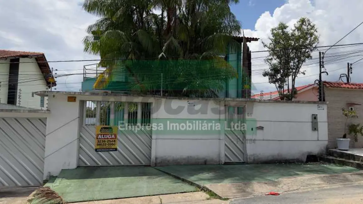 Casa com 4 quartos à venda e para alugar, 250m2 em Manaus - AM - imagem 1 Foto 1 de Casa com 4 quartos à venda e para alugar, 250m2 em Manaus - AM