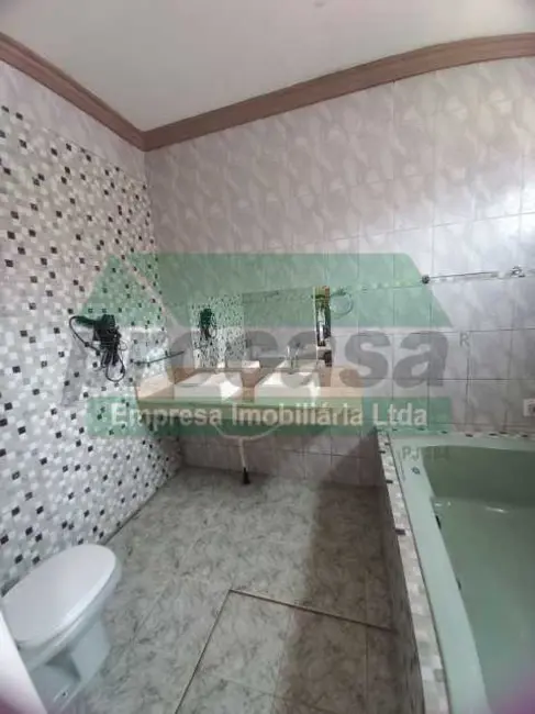 Foto 8 de Casa de Condomínio com 4 quartos para alugar, 256m2 em Manaus - AM