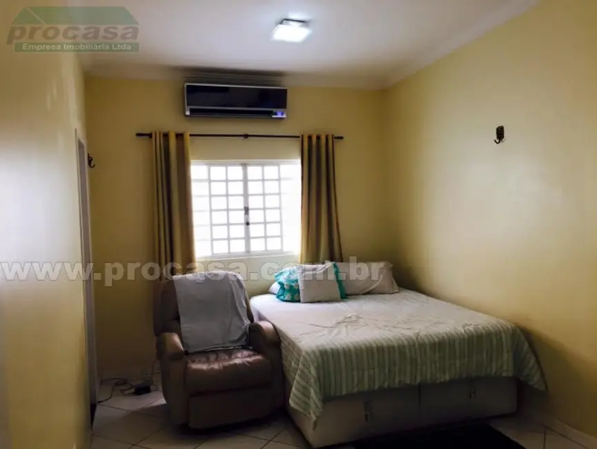 Casa com 2 quartos à venda e para alugar, 55m2 em Manaus - AM - imagem 6 Foto 6 de Casa com 2 quartos à venda e para alugar, 55m2 em Manaus - AM