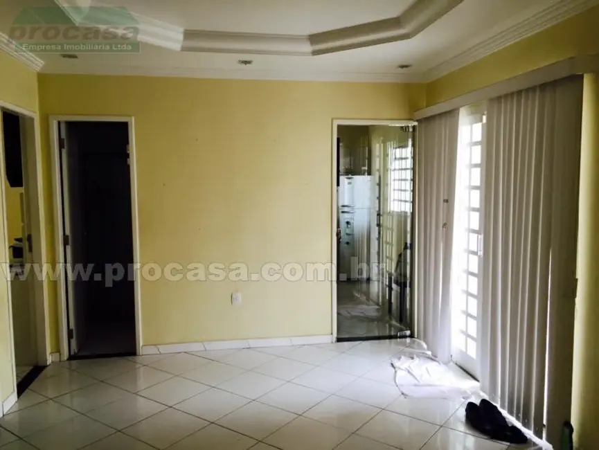 Casa com 2 quartos à venda e para alugar, 55m2 em Manaus - AM - imagem 4 Foto 4 de Casa com 2 quartos à venda e para alugar, 55m2 em Manaus - AM
