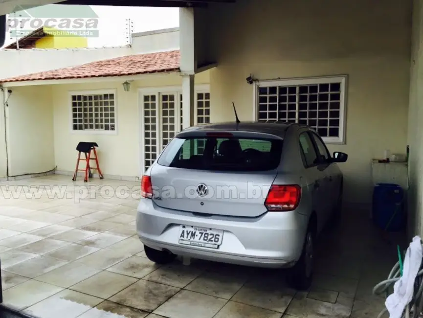 Casa com 2 quartos à venda e para alugar, 55m2 em Manaus - AM - imagem 2 Foto 2 de Casa com 2 quartos à venda e para alugar, 55m2 em Manaus - AM