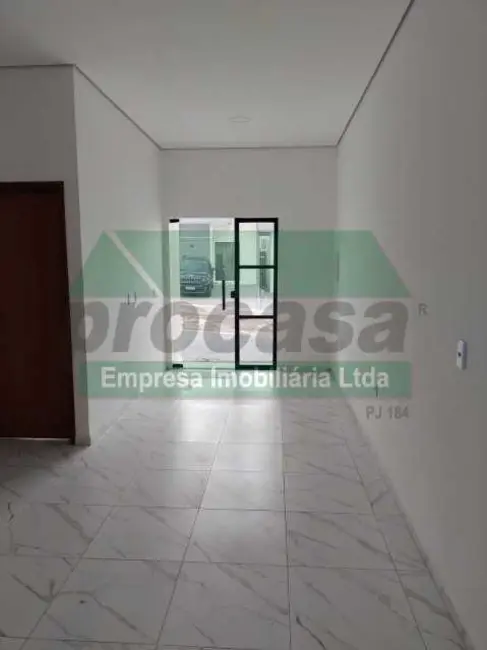 Foto 1 de Casa com 2 quartos para alugar, 348m2 em Manaus - AM