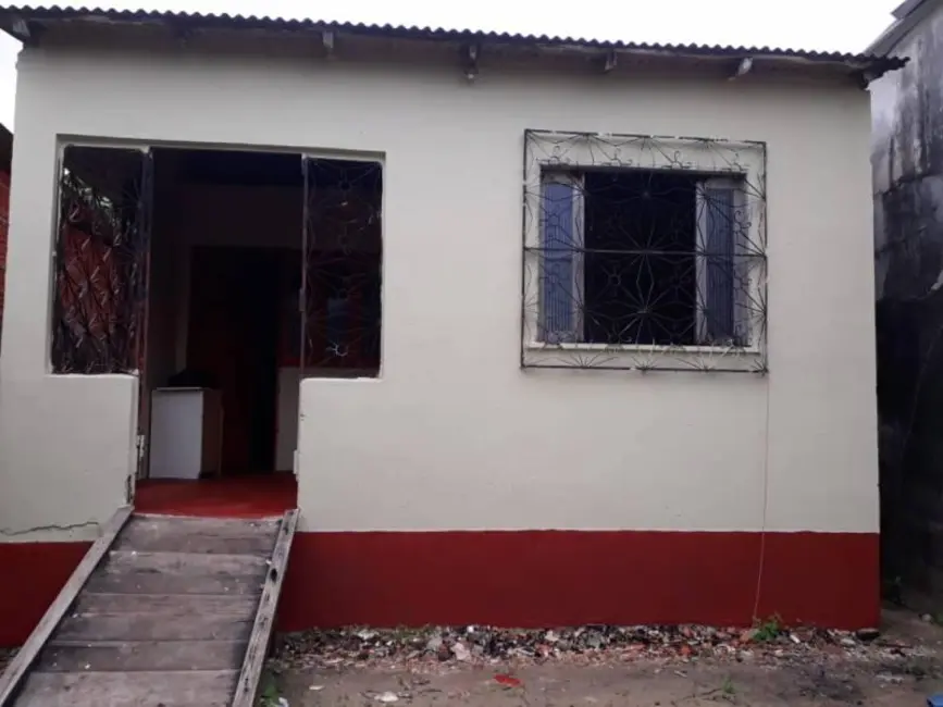 Foto 1 de Casa com 3 quartos à venda, 200m2 em Parintins - AM