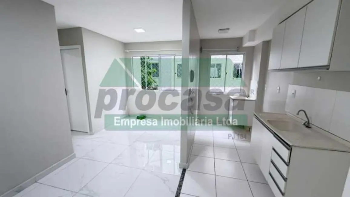 Foto 2 de Apartamento com 2 quartos para alugar, 45m2 em Manaus - AM