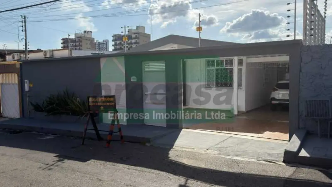 Foto 1 de Casa com 5 quartos para alugar, 184m2 em Manaus - AM