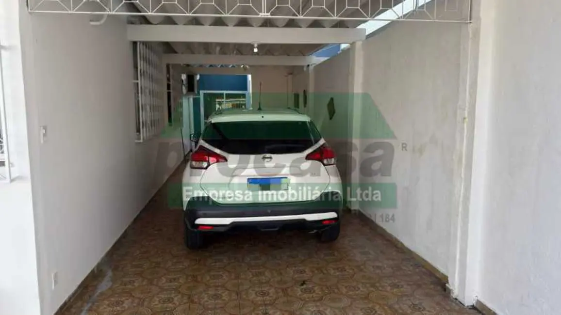 Foto 3 de Casa com 5 quartos para alugar, 184m2 em Manaus - AM