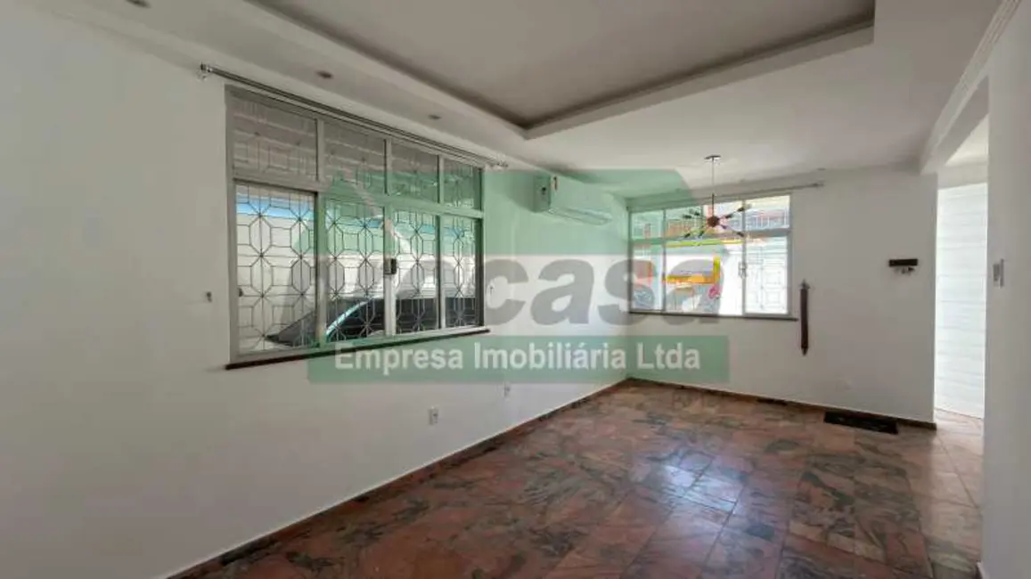 Foto 5 de Casa com 5 quartos para alugar, 184m2 em Manaus - AM