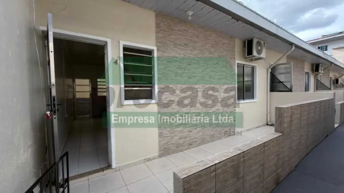 Foto 3 de Apartamento com 2 quartos para alugar, 75m2 em Manaus - AM