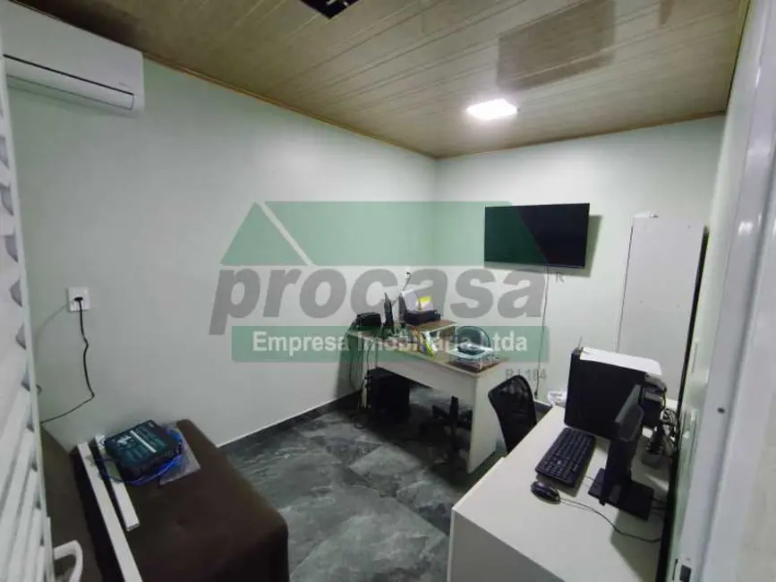 Foto 3 de Armazém / Galpão à venda, 250m2 em Manaus - AM