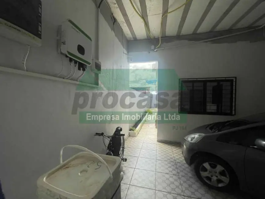Casa com 5 quartos para alugar, 200m2 em Manaus - AM - imagem 6 Foto 6 de Casa com 5 quartos para alugar, 200m2 em Manaus - AM