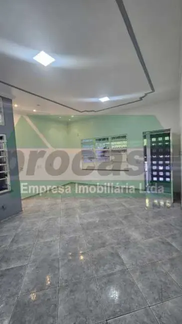 Foto 3 de Casa com 4 quartos para alugar, 250m2 em Manaus - AM