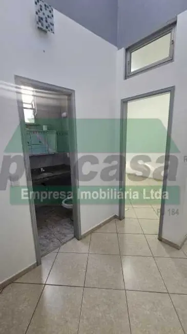 Foto 7 de Casa com 4 quartos para alugar, 250m2 em Manaus - AM
