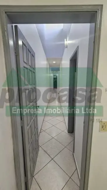 Foto 4 de Casa com 4 quartos para alugar, 250m2 em Manaus - AM