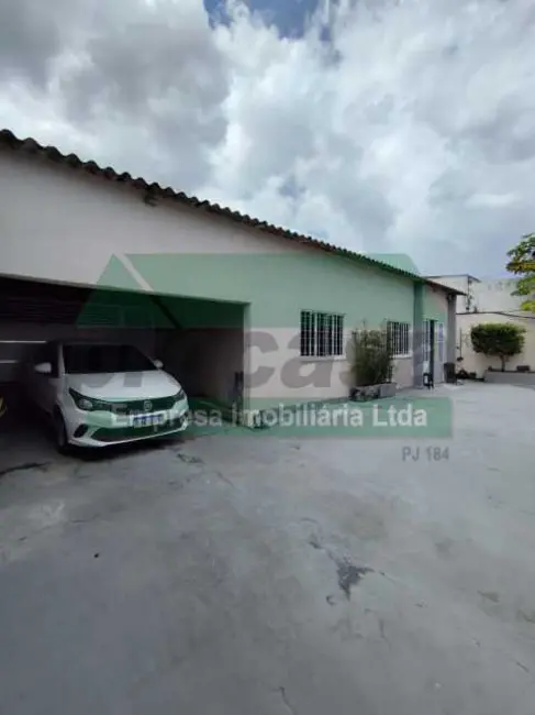 Casa com 4 quartos à venda, 157m2 em Manaus - AM - imagem 2 Foto 2 de Casa com 4 quartos à venda, 157m2 em Manaus - AM