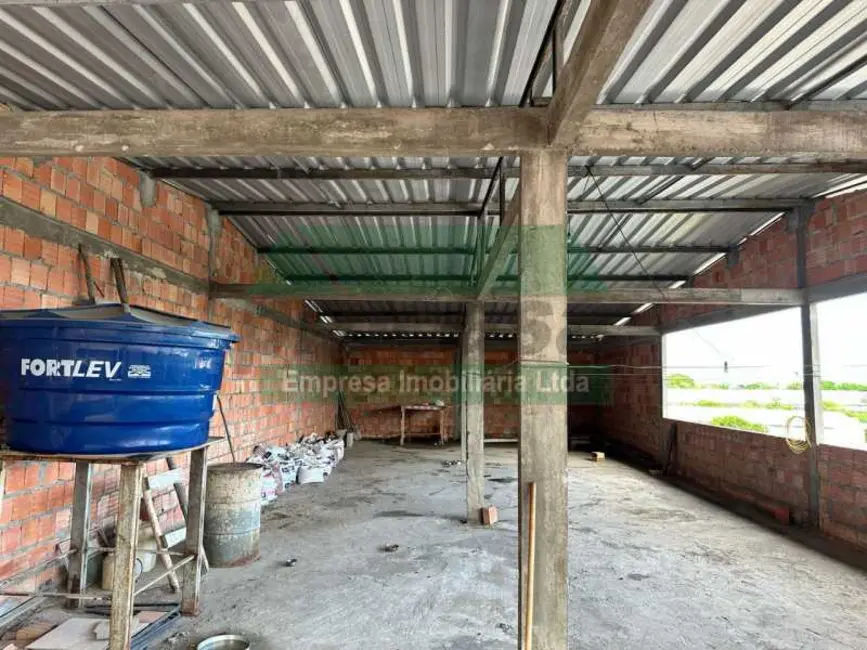 Foto 2 de Casa com 8 quartos à venda, 250m2 em Manaus - AM