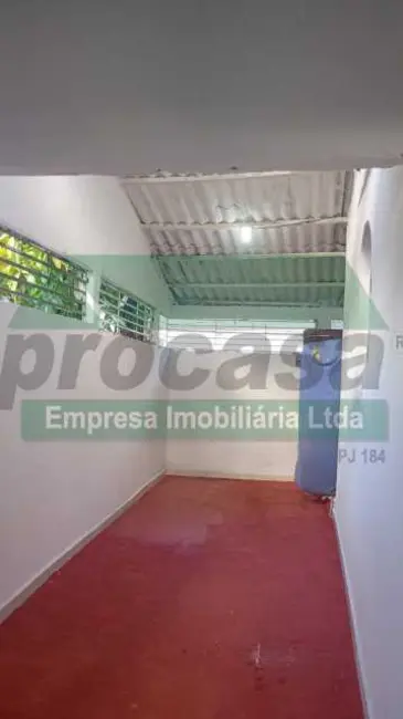 Casa com 2 quartos à venda e para alugar, 190m2 em Manaus - AM - imagem 2 Foto 2 de Casa com 2 quartos à venda e para alugar, 190m2 em Manaus - AM