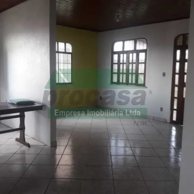 Casa com 3 quartos à venda, 300m2 em Manaus - AM - imagem 6 Foto 6 de Casa com 3 quartos à venda, 300m2 em Manaus - AM